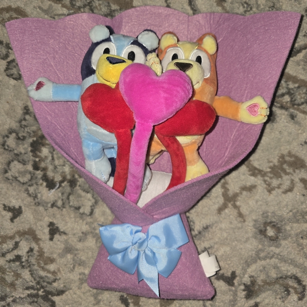 Bluey And Bingo Plush Valentine's Day Bouquet Toy